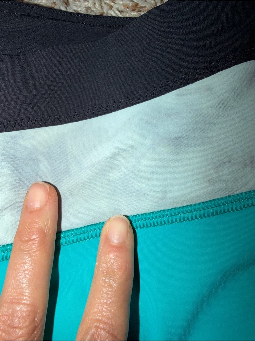 Lululemon Water Bound Shorts
Tropical Blue / Aquamarine / Black Size 6 - Picture 11 of 12